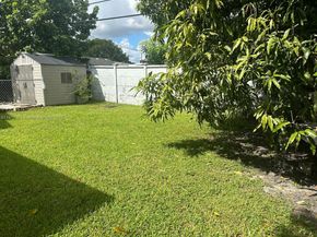 1720 SW 87th Ave, Miami FL 33165