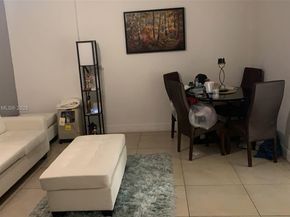 1720 SW 87th Ave, Miami FL 33165