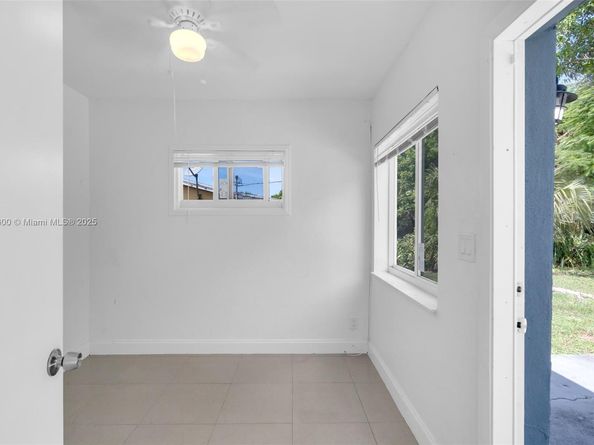 640 E Melrose Cir, Fort Lauderdale FL 33312