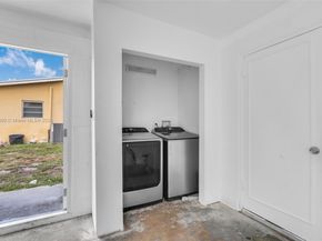640 E Melrose Cir, Fort Lauderdale FL 33312