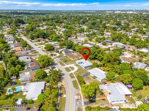 640 E Melrose Cir, Fort Lauderdale FL 33312