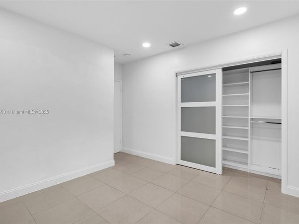 640 E Melrose Cir, Fort Lauderdale FL 33312