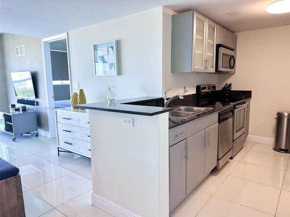 1861 NW S River Dr 2608, Miami FL 33125