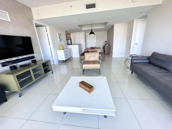 1861 NW S River Dr 2608, Miami FL 33125