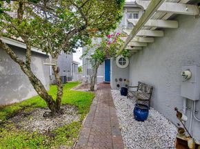 Undisclosed Address #A11833811, Miramar FL 33027
