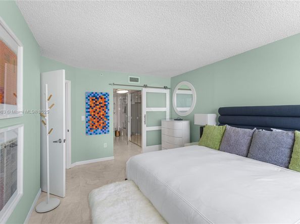650 West Ave 2102, Miami Beach FL 33139