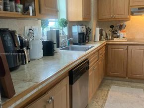 1865 79th St Cswy 4I, North Bay Village FL 33141