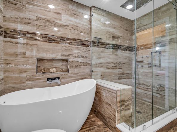 9003 Alexandra Cir, Wellington FL 33414