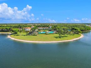 9003 Alexandra Cir, Wellington FL 33414