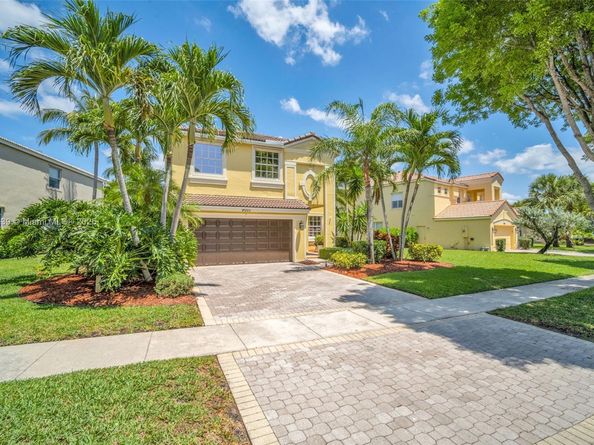 9003 Alexandra Cir, Wellington FL 33414