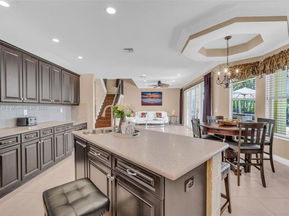 9003 Alexandra Cir, Wellington FL 33414