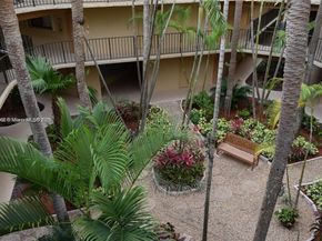8015 SW 107th Ave 220, Miami FL 33173