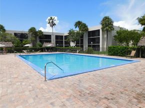 8015 SW 107th Ave 220, Miami FL 33173