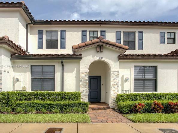 11849 SW 247th Ter, Homestead FL 33032
