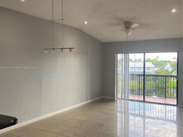 9849 Nob Hill Ln 9849, Sunrise FL 33351