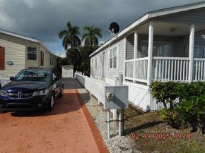 1901 SW 87th Ter, Davie FL 33324