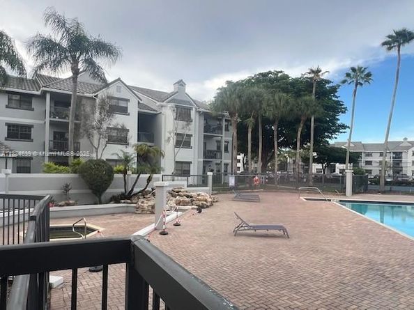 11295 W Atlantic Blvd 107, Coral Springs FL 33071