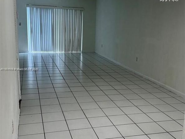 504 NW 179th St, Miami Gardens FL 33169