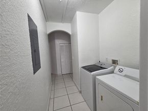 25 Ludlam Dr, Miami Springs FL 33166