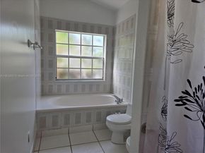 25 Ludlam Dr, Miami Springs FL 33166