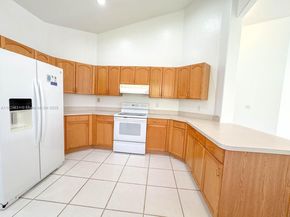 25 Ludlam Dr, Miami Springs FL 33166