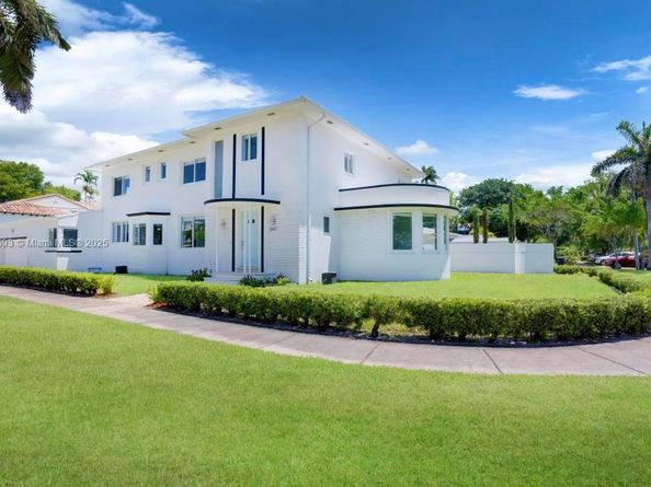 5861 La Gorce Dr, Miami Beach FL 33140