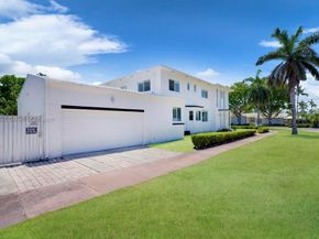 5861 La Gorce Dr, Miami Beach FL 33140