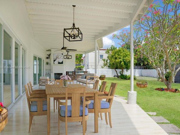 5861 La Gorce Dr, Miami Beach FL 33140