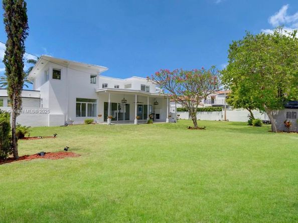 5861 La Gorce Dr, Miami Beach FL 33140