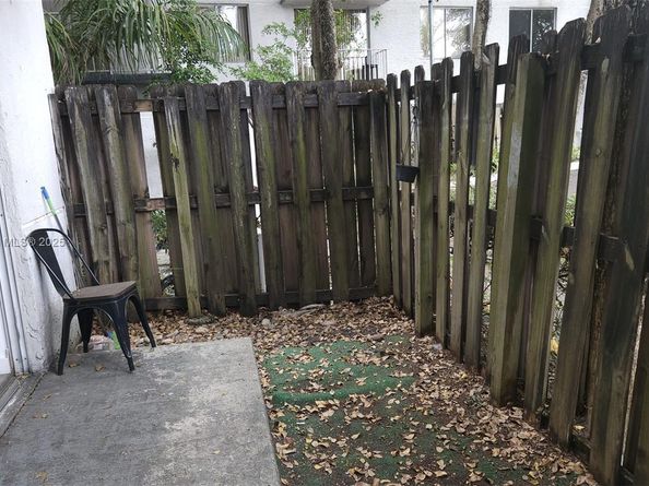 1720 NW N River Dr 113, Miami FL 33125