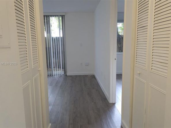 1720 NW N River Dr 113, Miami FL 33125