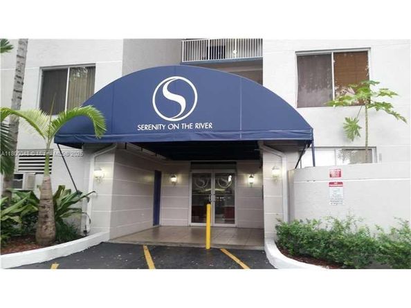 1720 NW N River Dr 113, Miami FL 33125