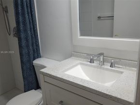 1720 NW N River Dr 113, Miami FL 33125