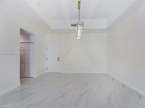 8395 SW 73rd Ave 511, Miami FL 33143