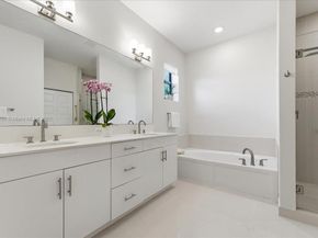 617 NE 191st St, Miami FL 33179