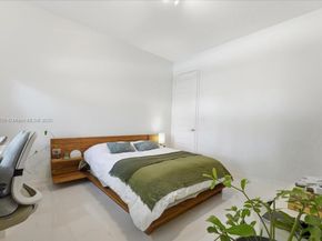 617 NE 191st St, Miami FL 33179