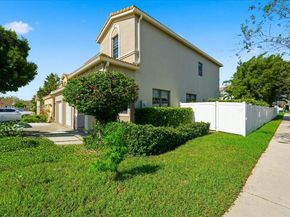 617 NE 191st St, Miami FL 33179