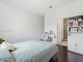 617 NE 191st St, Miami FL 33179