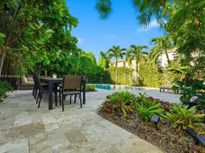 617 NE 191st St, Miami FL 33179