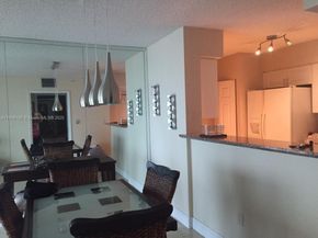 1155 Brickell Bay Dr 705, Miami FL 33131