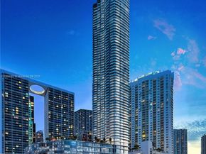 99 SE 5 street 4301, Miami FL 33131
