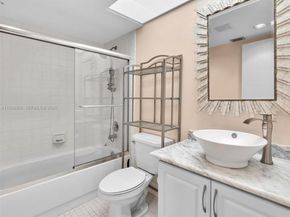 800 SW 125th Way 407O, Pembroke Pines FL 33027