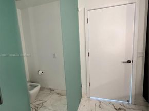 851 NE 1st Ave 1208, Miami FL 33132