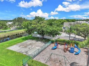 9093 W Sunrise Blvd, Plantation FL 33322