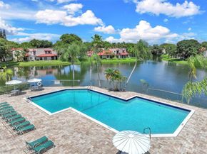9093 W Sunrise Blvd, Plantation FL 33322