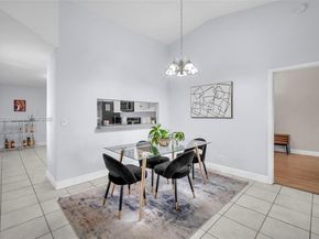 9093 W Sunrise Blvd, Plantation FL 33322