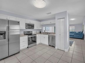 9093 W Sunrise Blvd, Plantation FL 33322