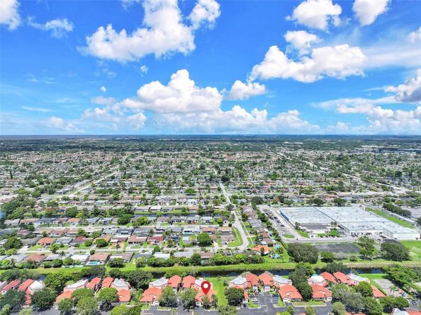 9093 W Sunrise Blvd, Plantation FL 33322