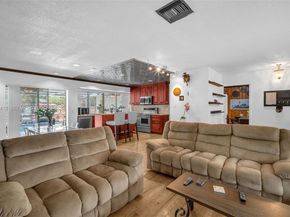 1911 N 53rd Ave, Hollywood FL 33021