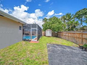 1911 N 53rd Ave, Hollywood FL 33021